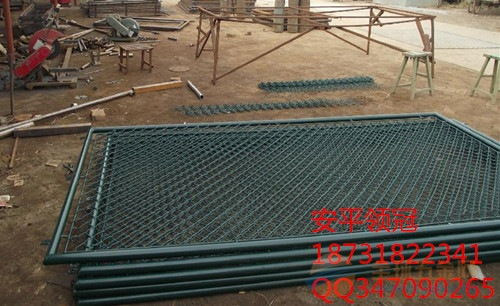 河南鄭州籠式足球場圍網報價 河南開封五人制足球場圍欄廠家