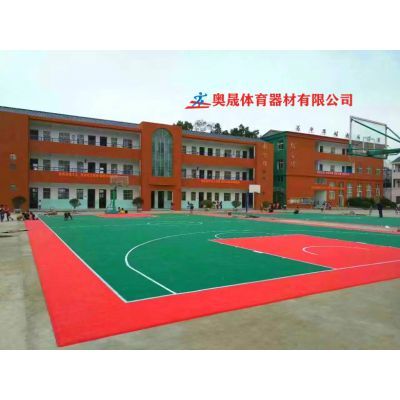 隨州市學校彩色地面怎么做得,廣水丙烯酸籃球場地鋪裝專業設計地面漆承包公司
